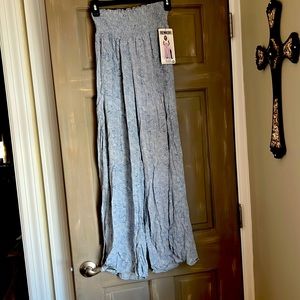 Wide leg open side slit pant